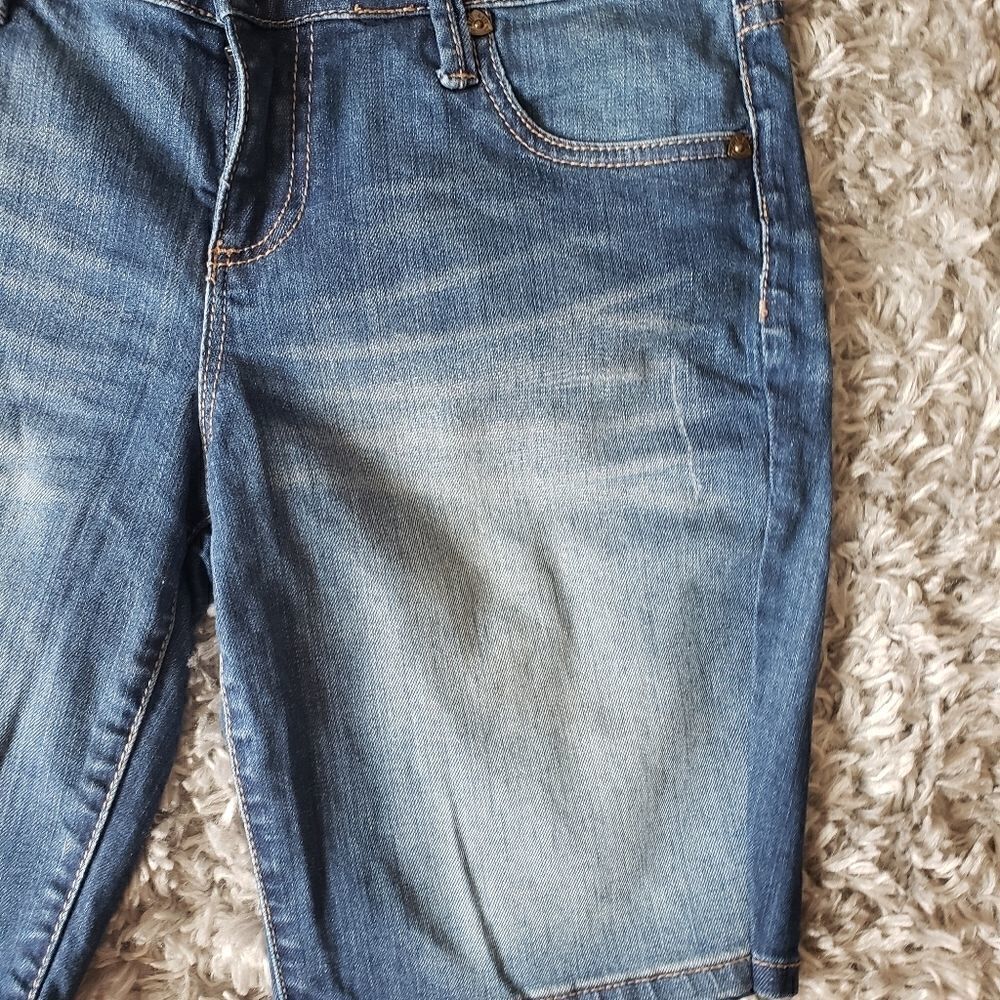 Kut from the kloth shorts sz 4 - Picture 5 of 11